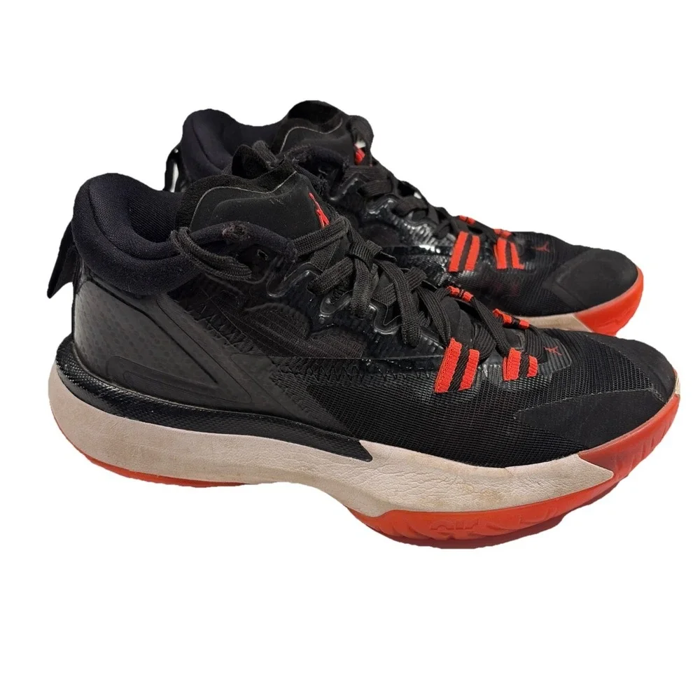 Air Jordan Zion 1 Bloodline Nike Sneakers Boys 6Y Black Red White DA3131-006